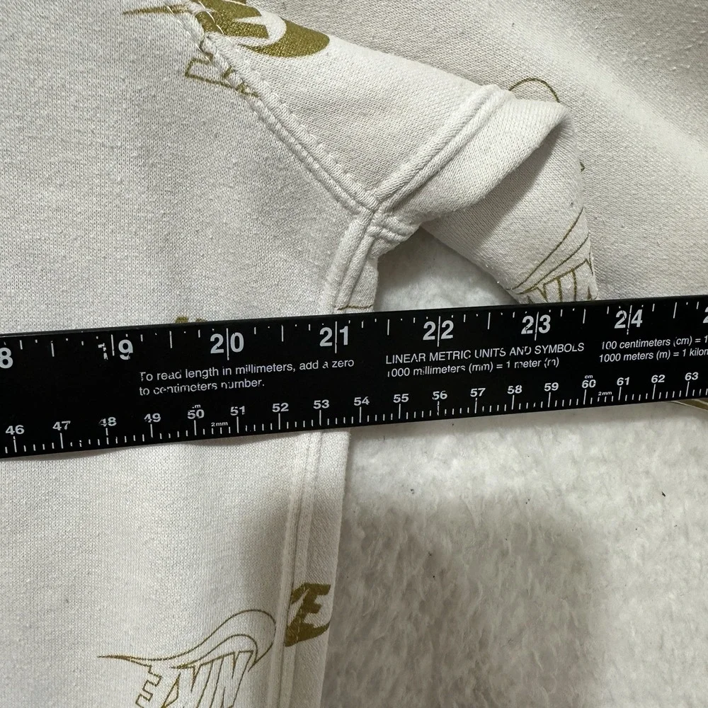 Nike pullover sweatshirt